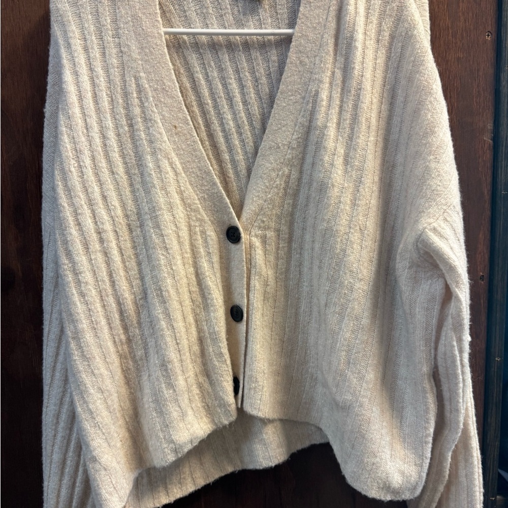 American Eagle Outfitters Cream Cardigan